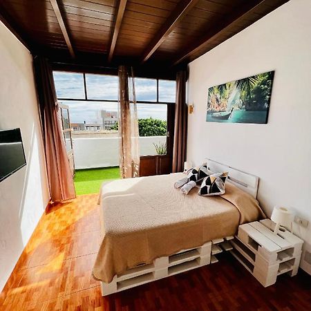 El Jardin De Iris Bed & Breakfast Santa Cruz de Tenerife Ngoại thất bức ảnh