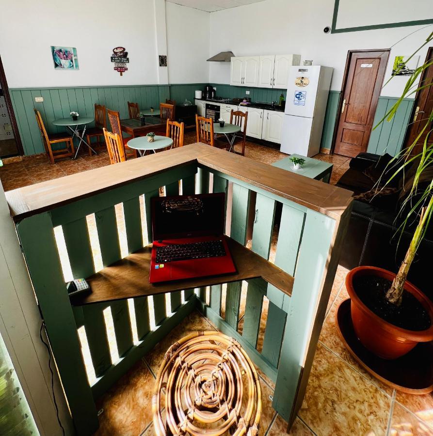 El Jardin De Iris Bed & Breakfast Santa Cruz de Tenerife Ngoại thất bức ảnh
